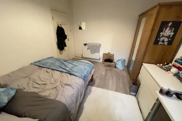 5 bedroom terraced house for rent