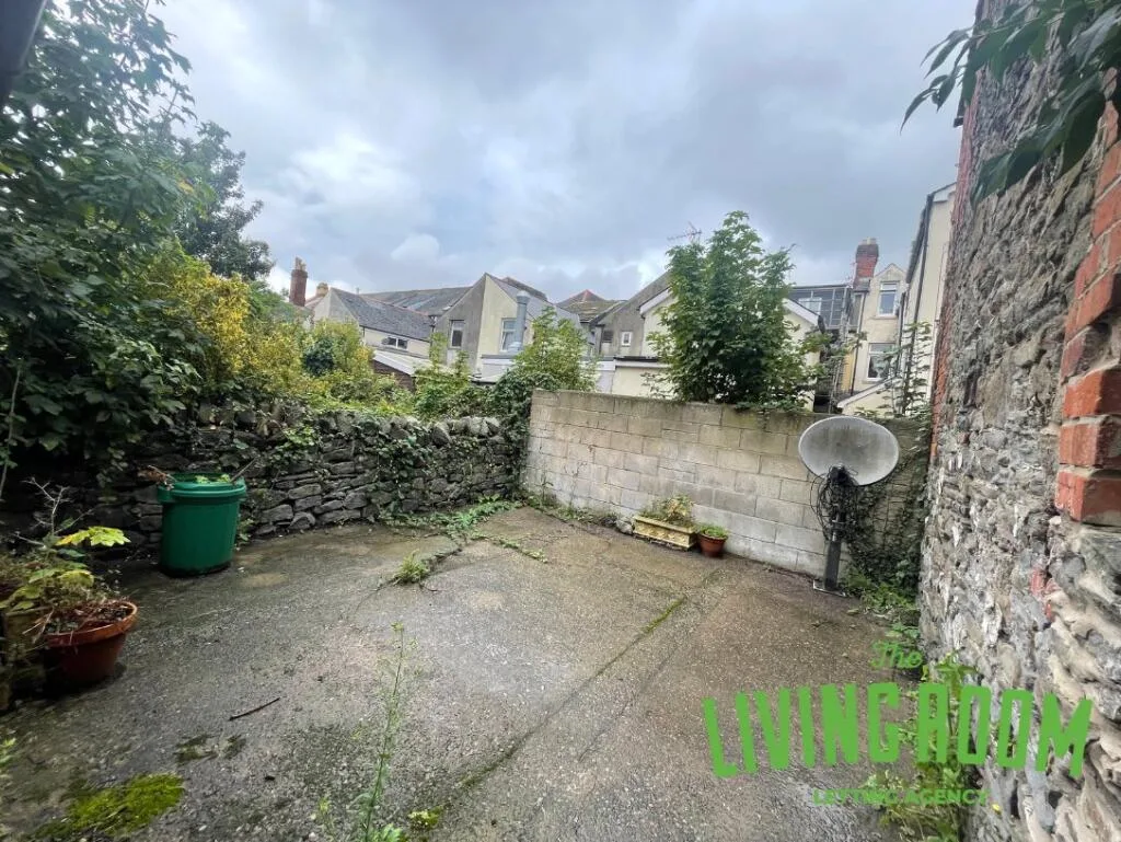 5 bedroom house for rent