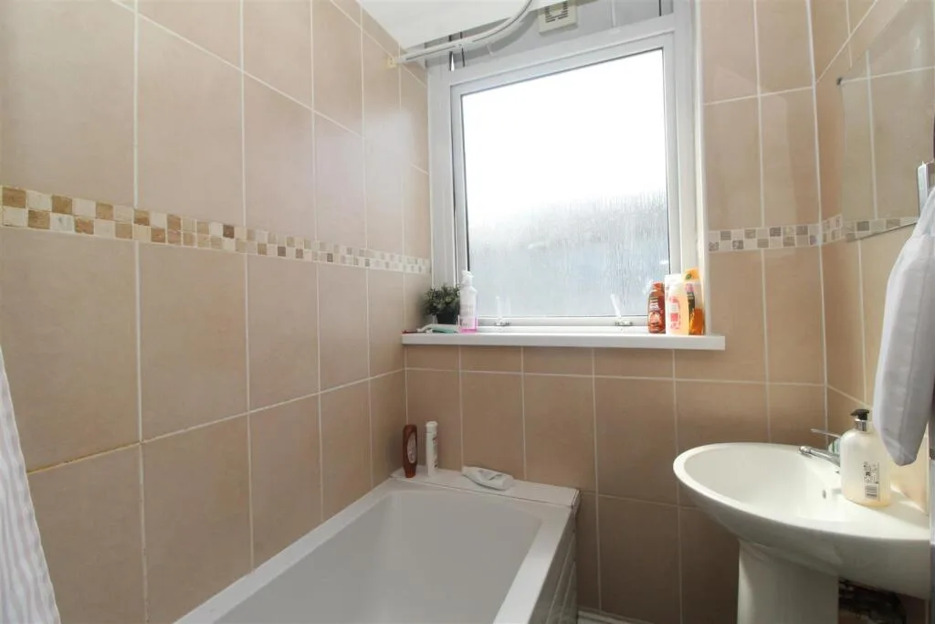 7 bedroom house for rent