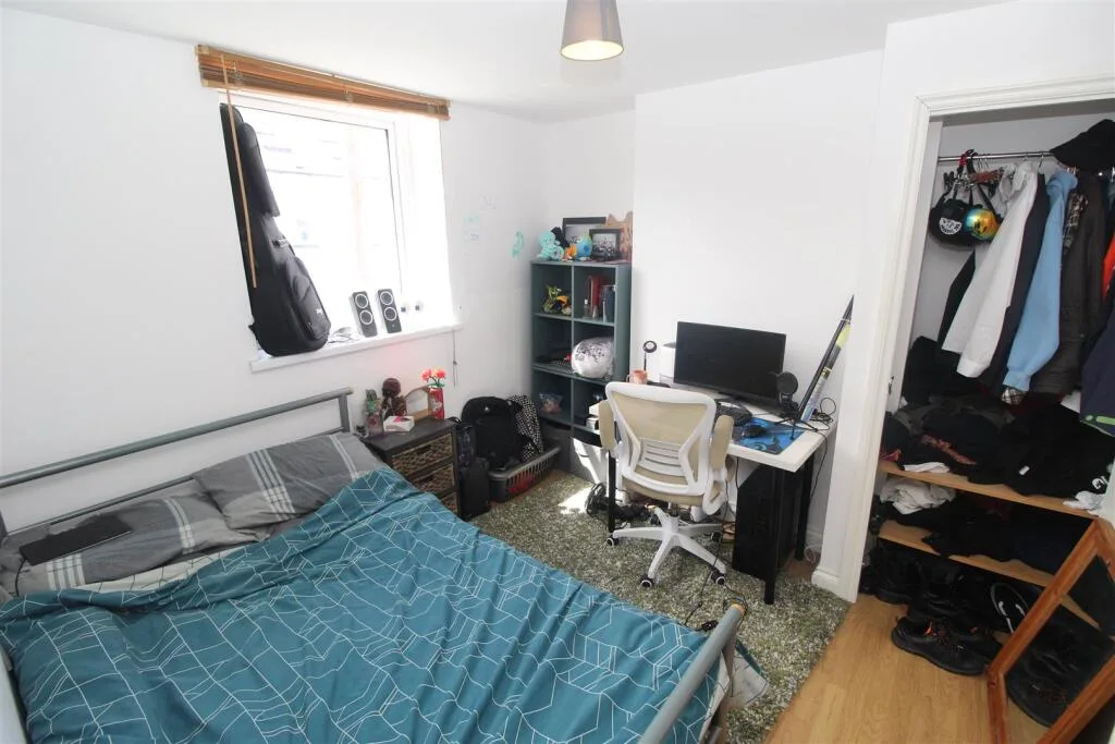 7 bedroom house for rent