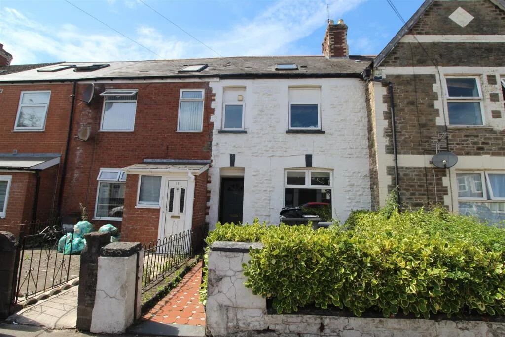 6 bedroom house for rent