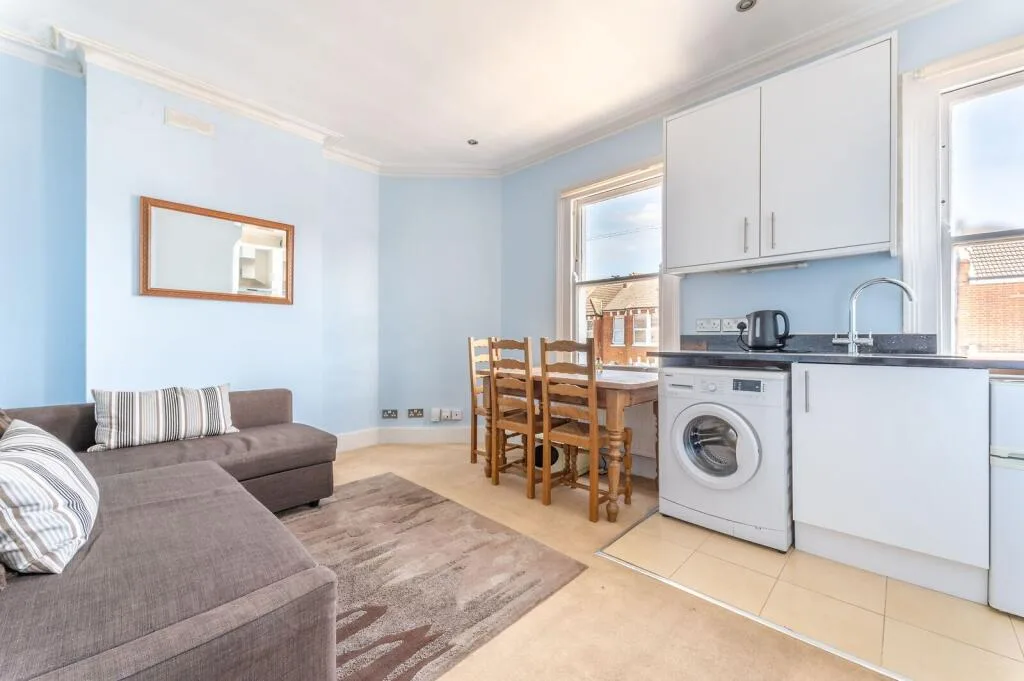 1 bedroom flat for rent