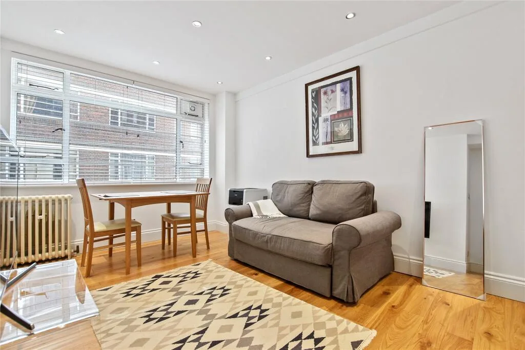 1 bedroom flat for rent