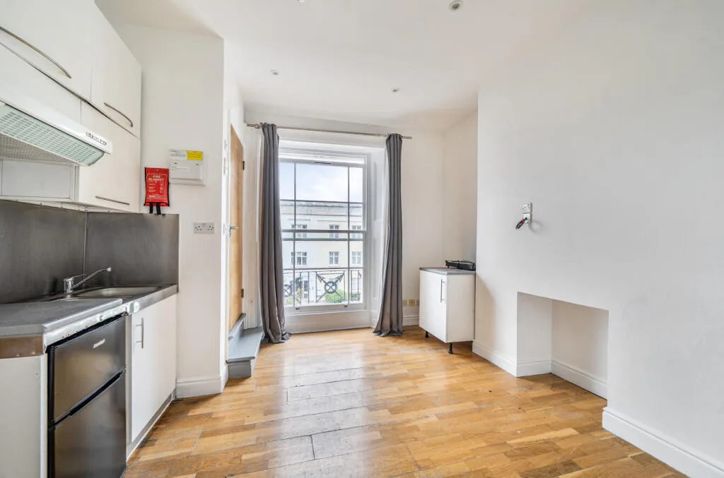 Studio apartment for rent