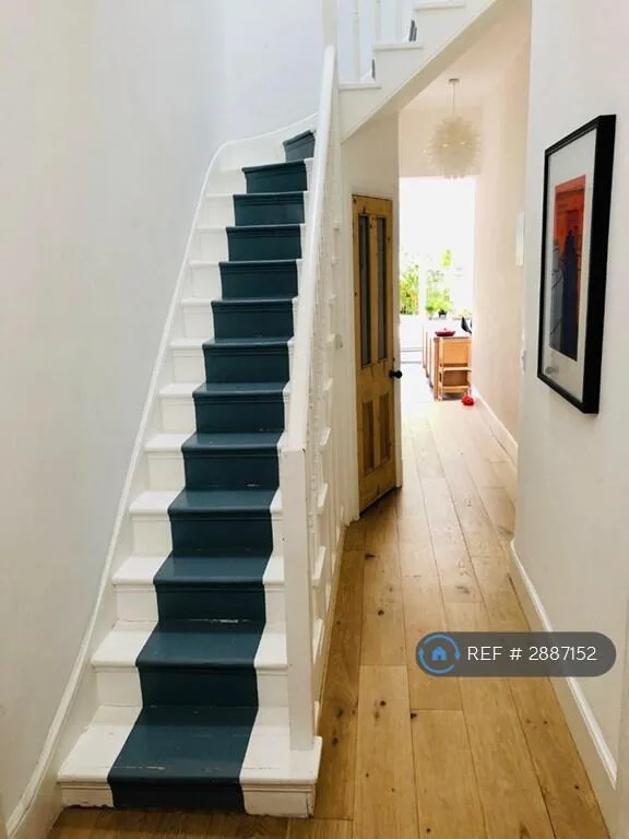 6 bedroom terraced house for rent