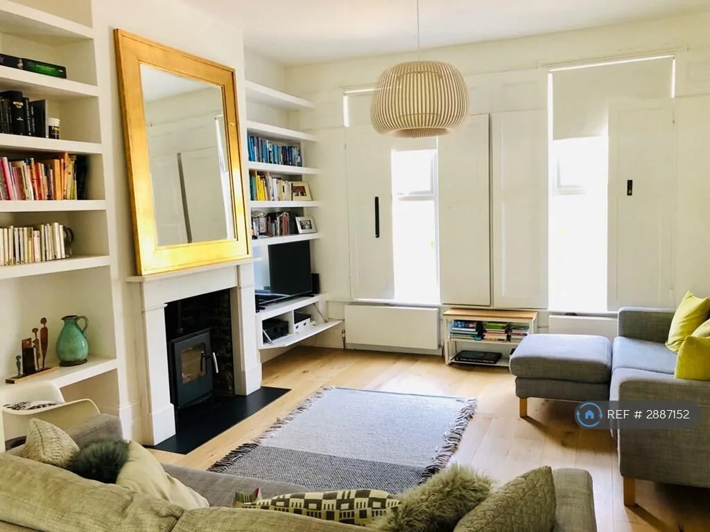 6 bedroom terraced house for rent