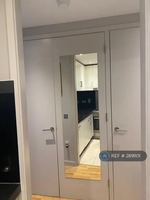 Studio flat for rent