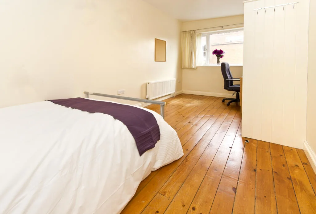 4 bedroom mews property for rent