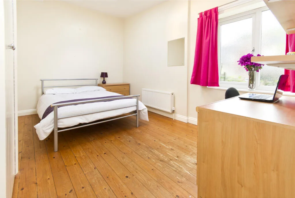 4 bedroom mews property for rent