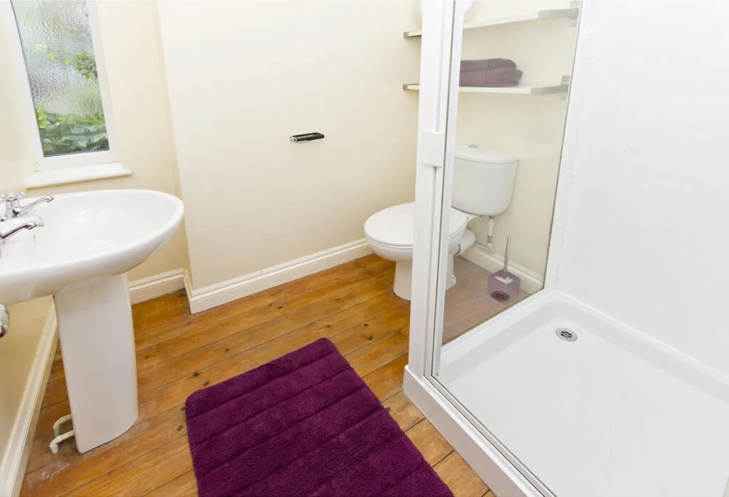 4 bedroom mews property for rent