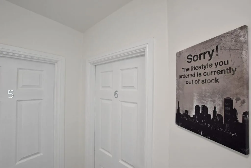 6 bedroom semi-detached house for rent