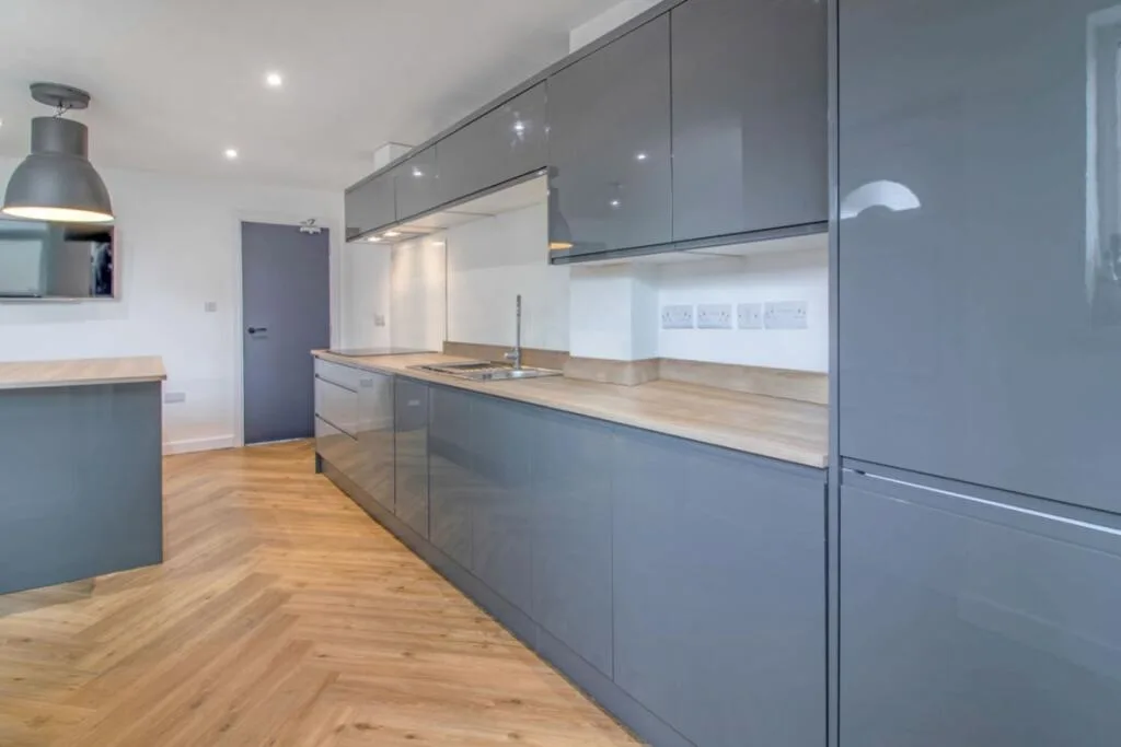 6 bedroom house of multiple occupation for rent