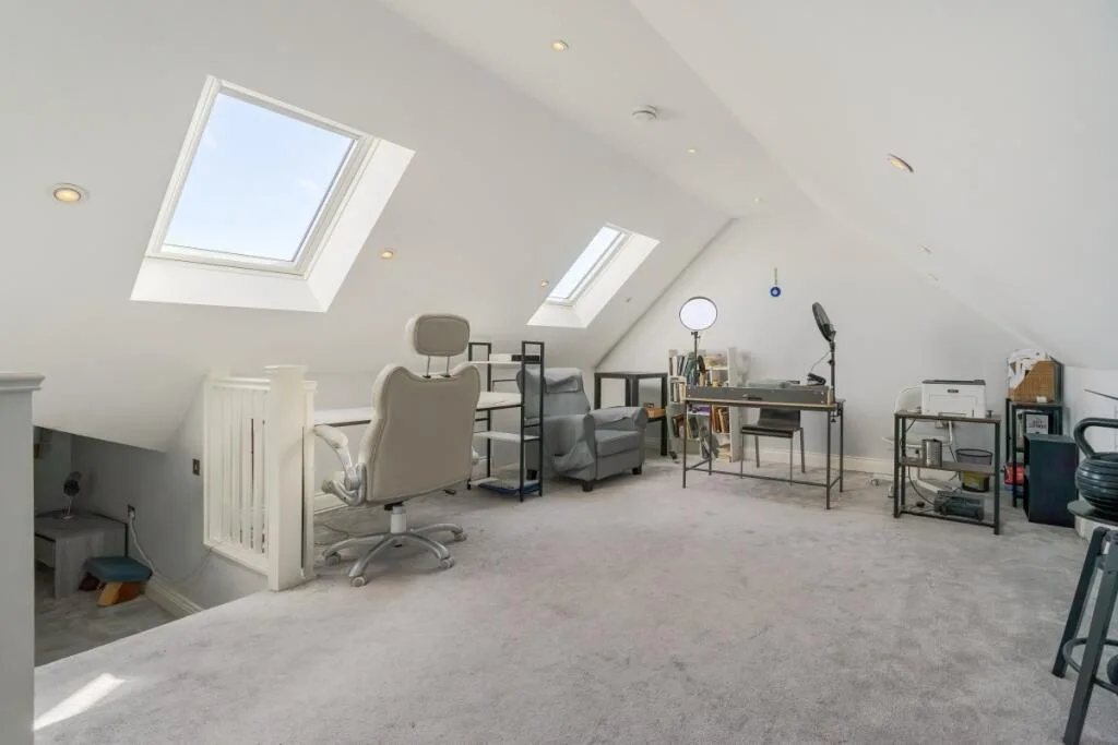 4 bedroom duplex for rent
