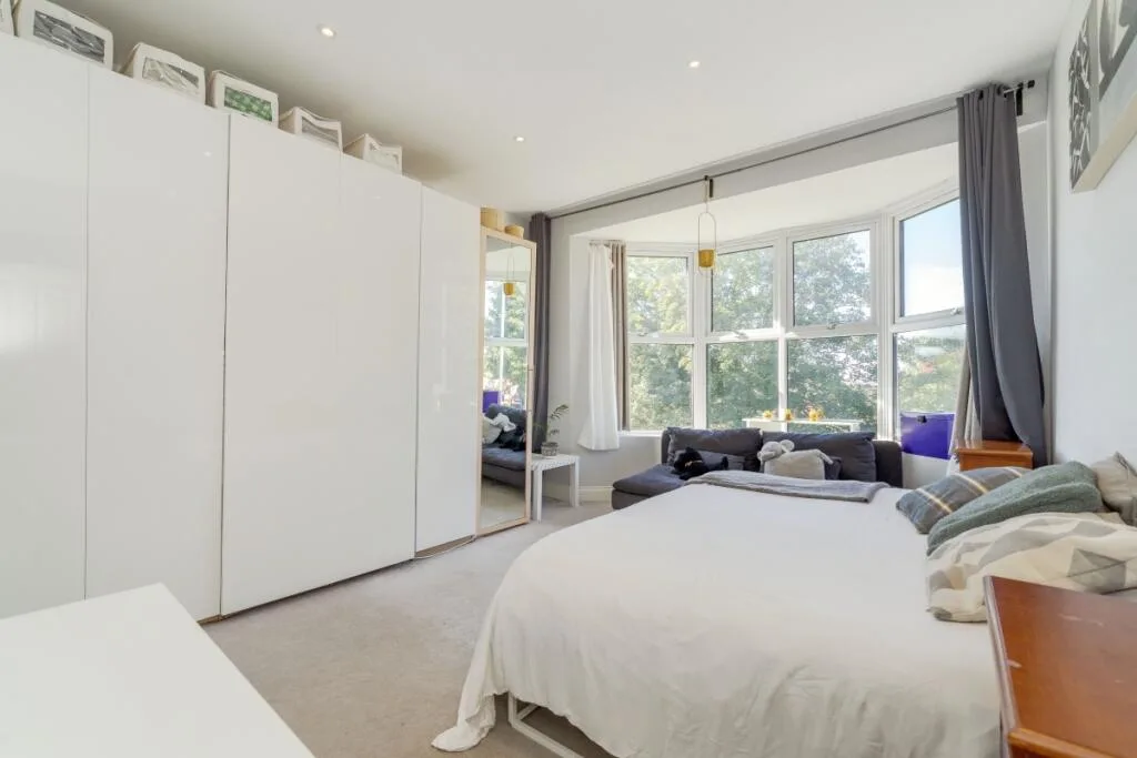 4 bedroom duplex for rent