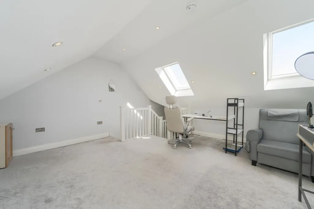 4 bedroom duplex for rent