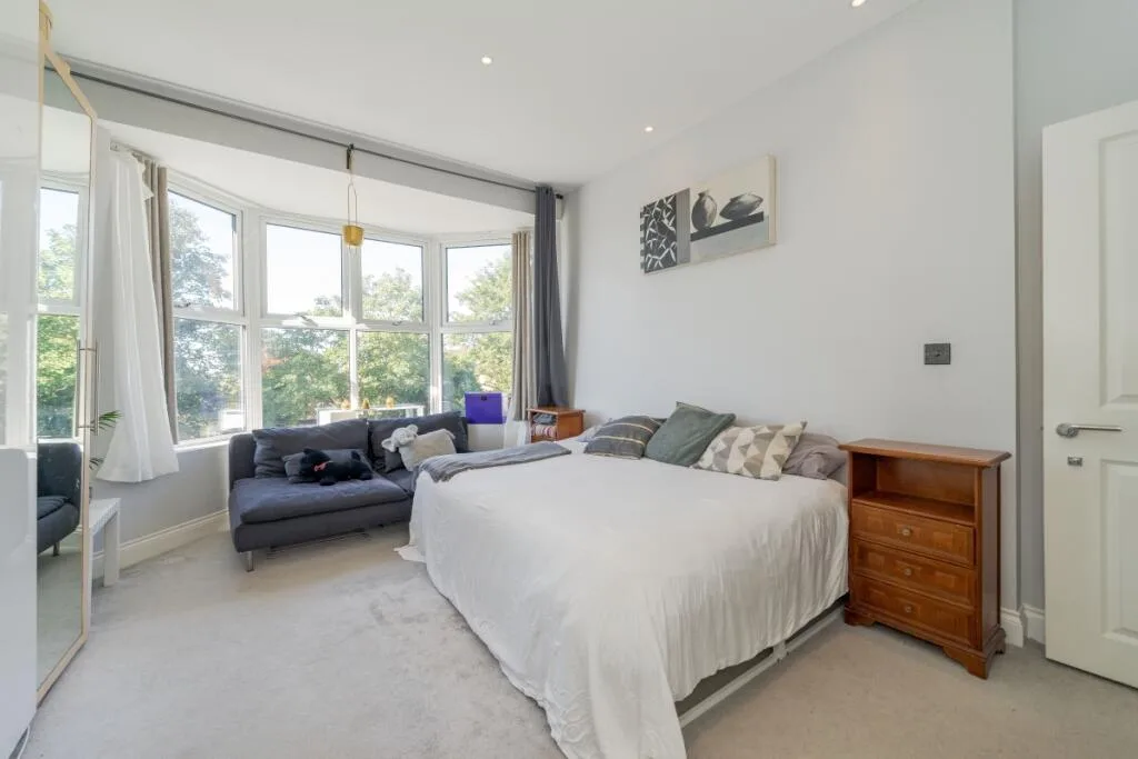 4 bedroom duplex for rent