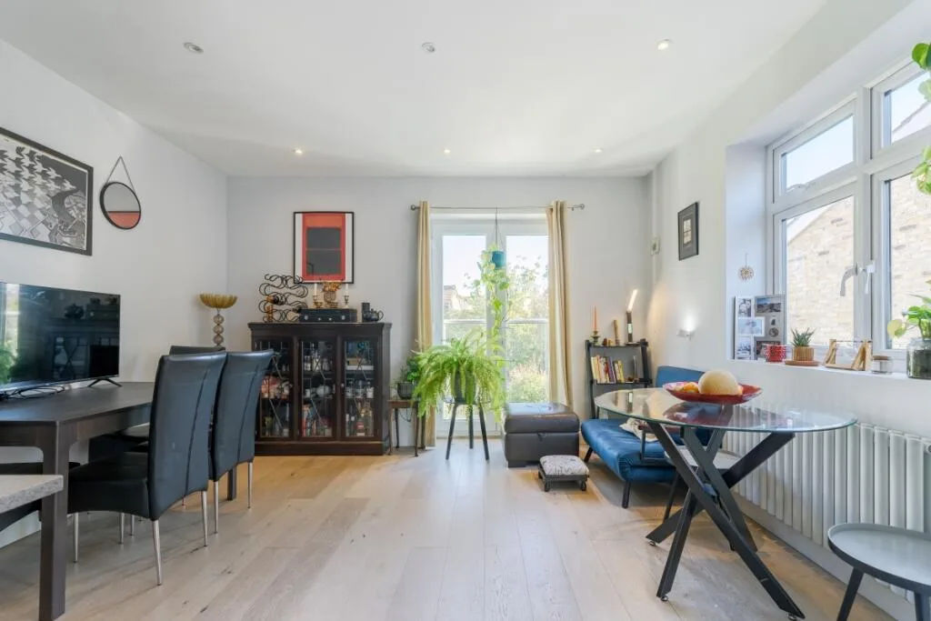 4 bedroom duplex for rent