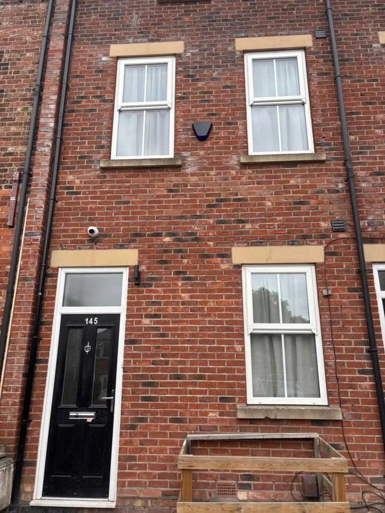 6 bedroom terraced house for rent