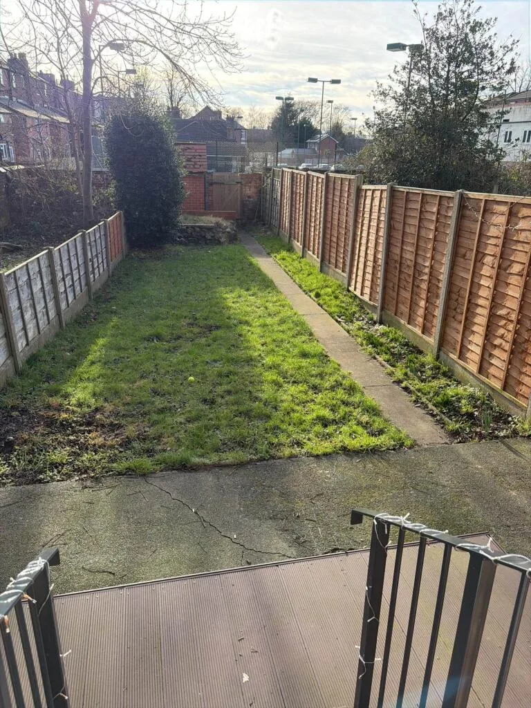 6 bedroom terraced house for rent