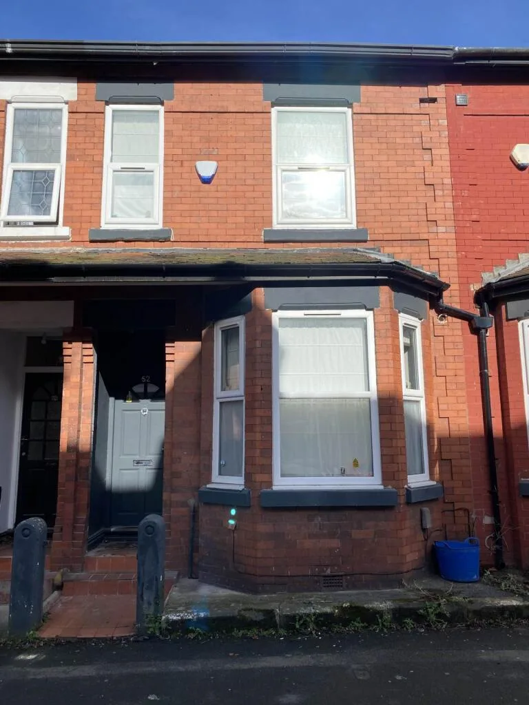 6 bedroom terraced house for rent