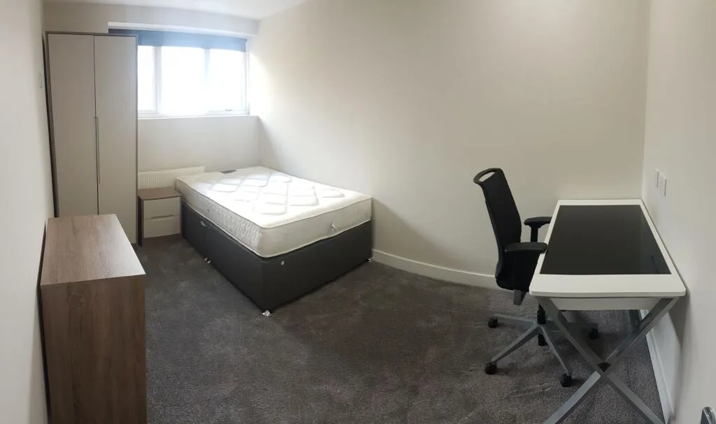 4 bedroom flat for rent