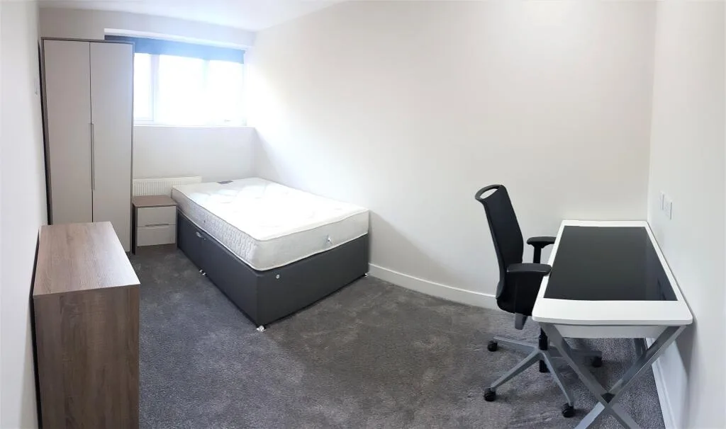 4 bedroom flat for rent