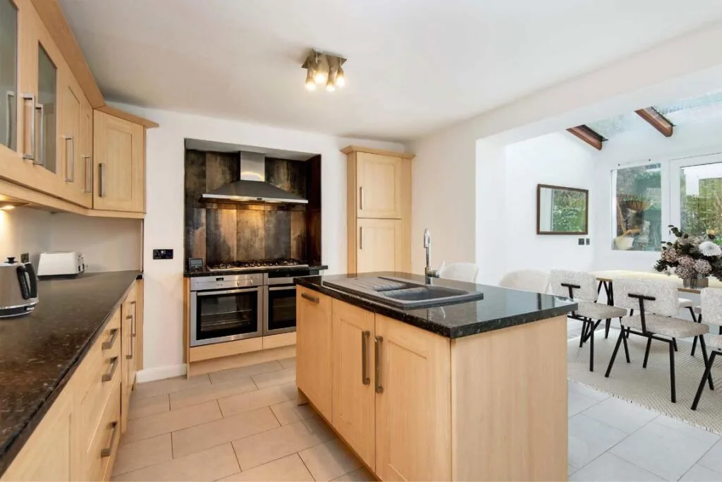 4 bedroom house for rent