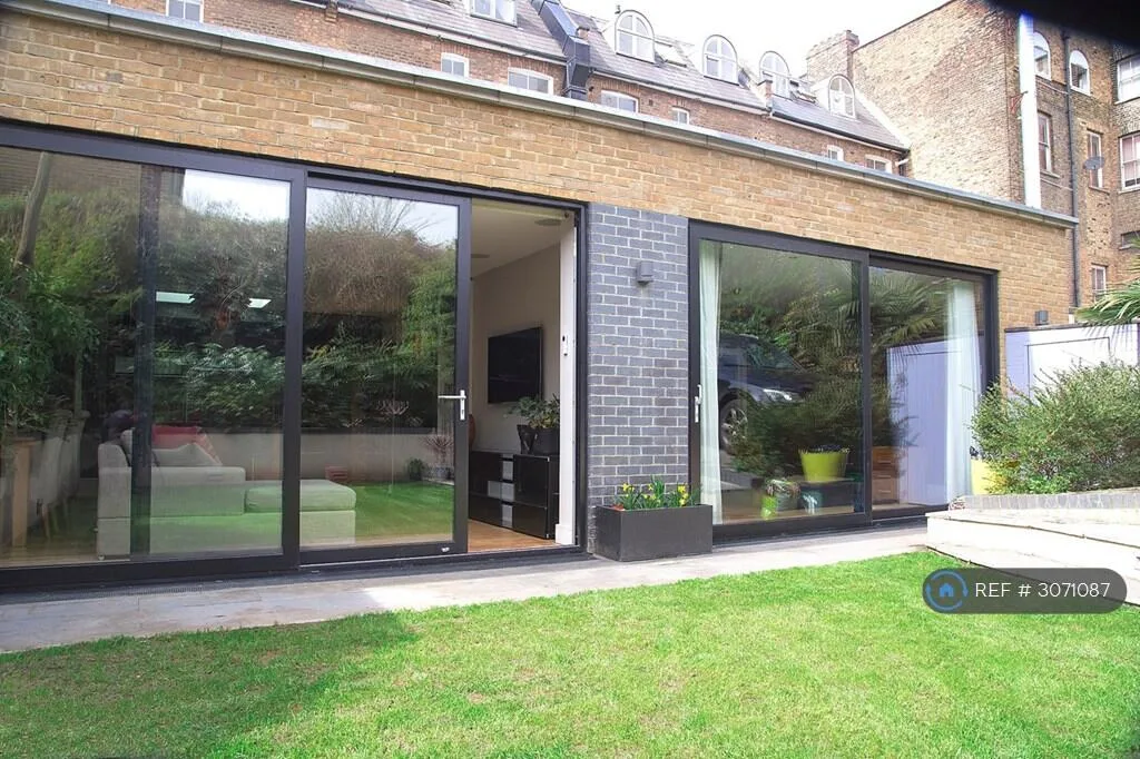 3 bedroom flat for rent