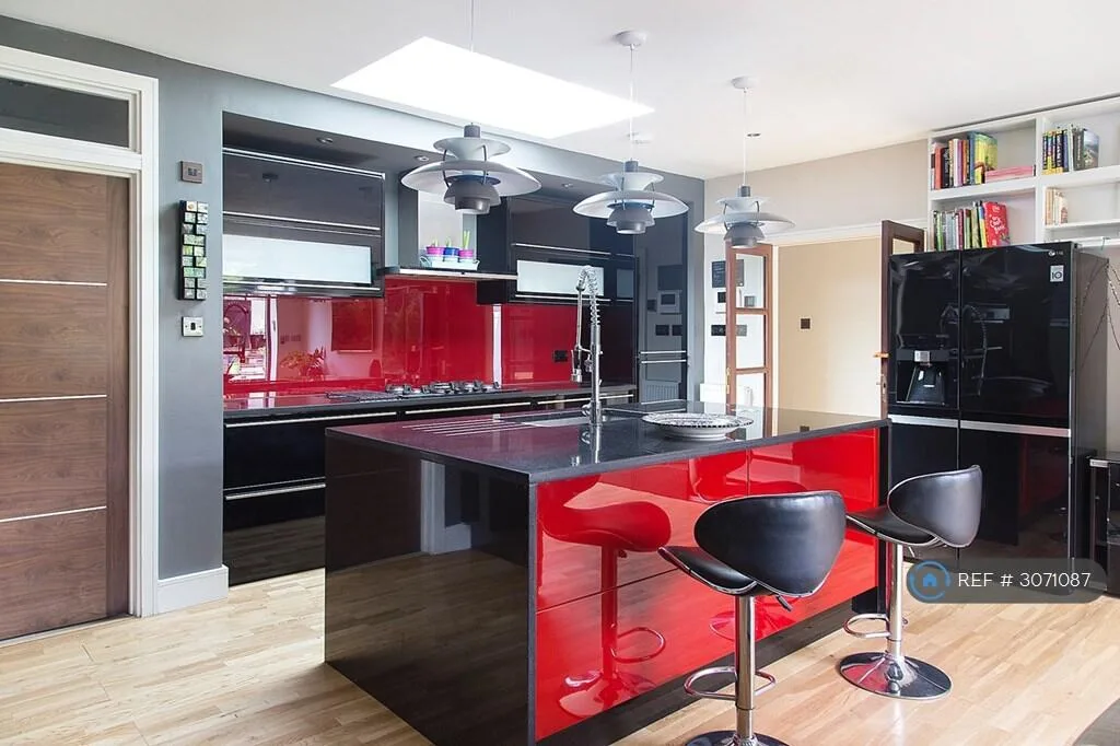 3 bedroom flat for rent