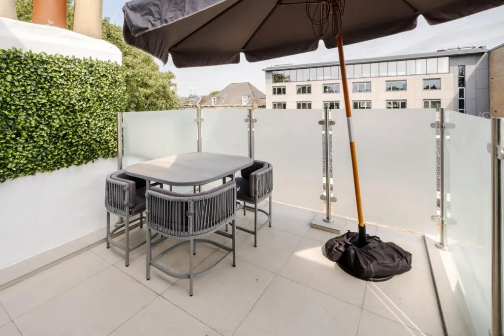 3 bedroom flat for rent