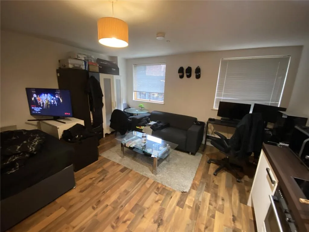 Studio apartment for rent