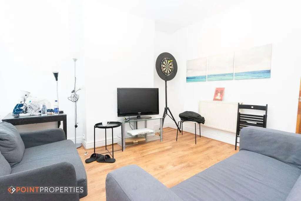 4 bedroom terraced house for rent