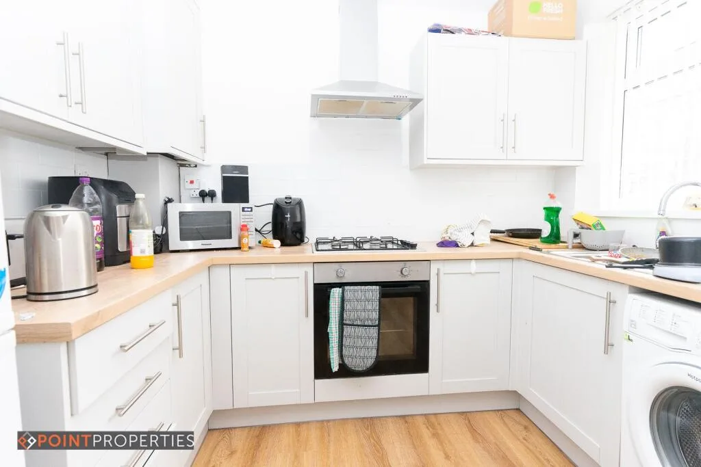 4 bedroom terraced house for rent