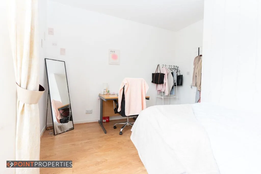 4 bedroom terraced house for rent