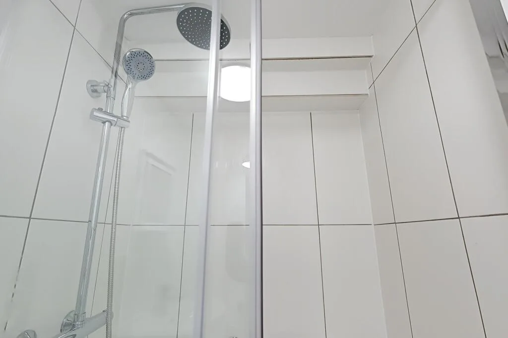 6 bedroom terraced house for rent