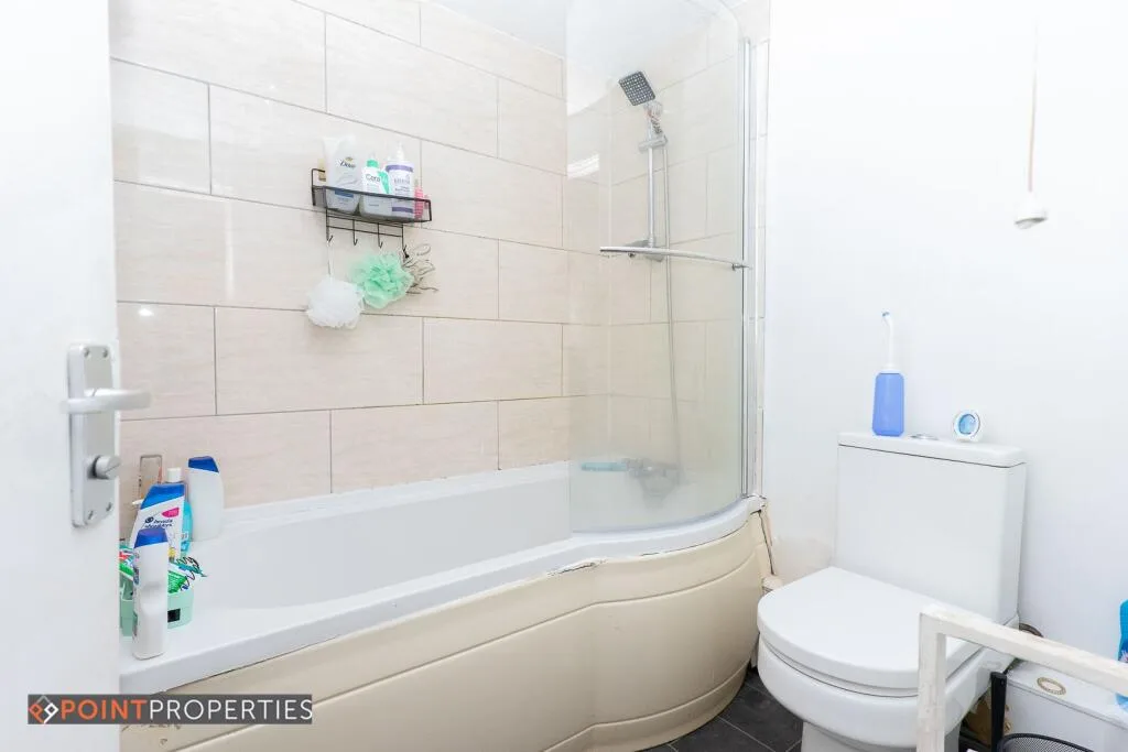 4 bedroom terraced house for rent