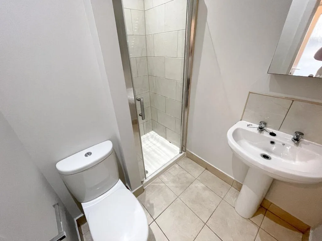 4 bedroom terraced house for rent