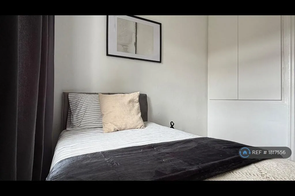 4 bedroom terraced house for rent