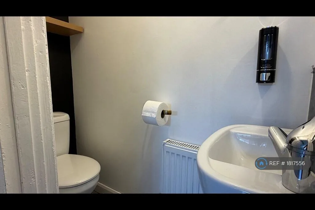 4 bedroom terraced house for rent