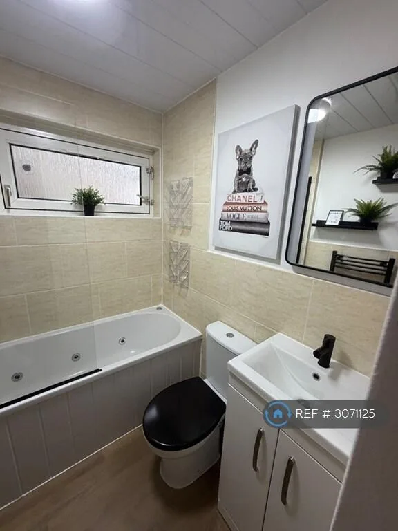 3 bedroom flat for rent
