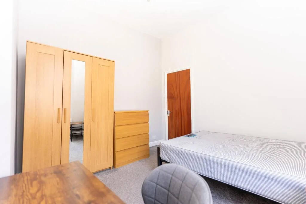 4 bedroom terraced house for rent