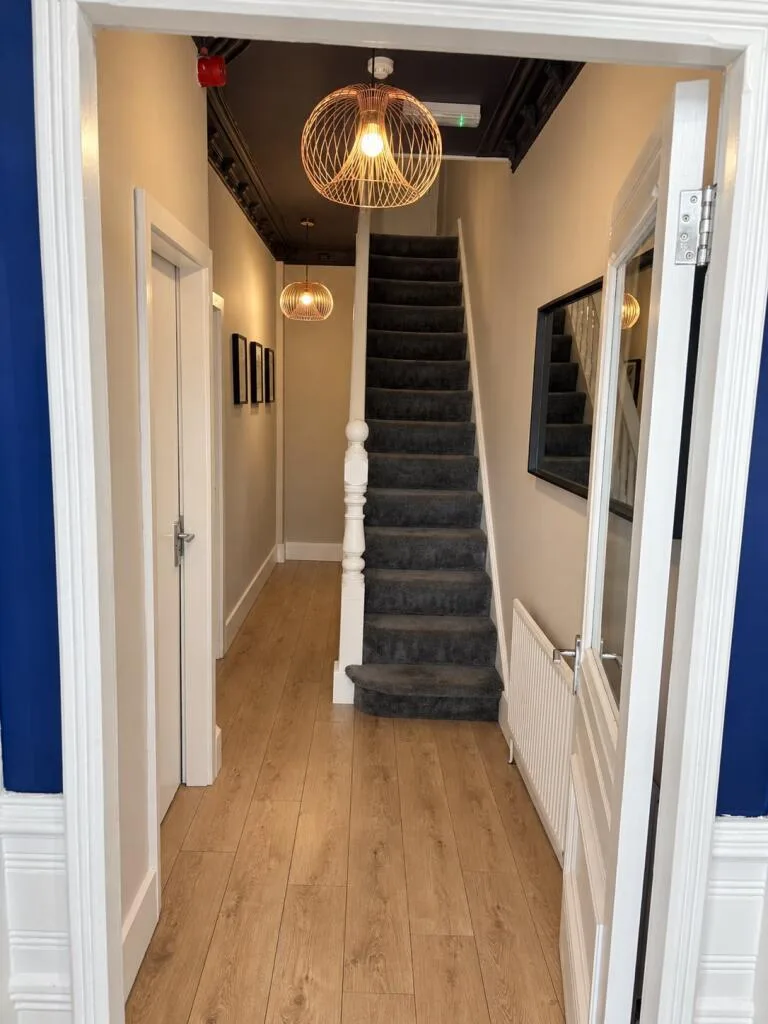 5 bedroom terraced house for rent
