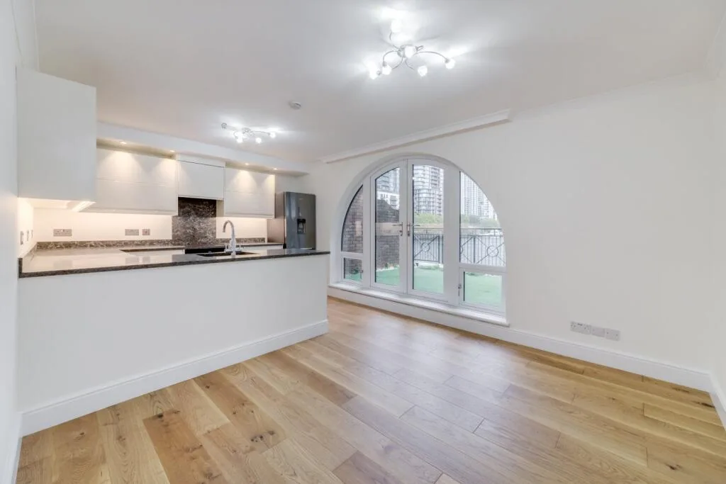3 bedroom flat for rent