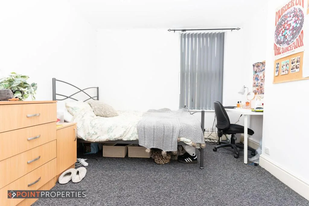 4 bedroom terraced house for rent