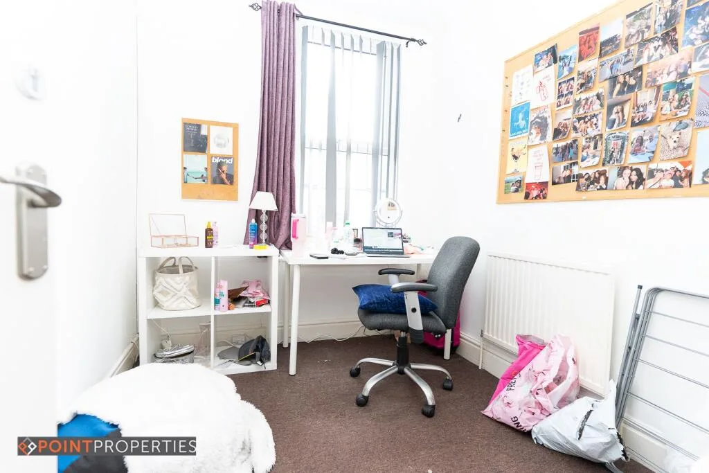 4 bedroom terraced house for rent