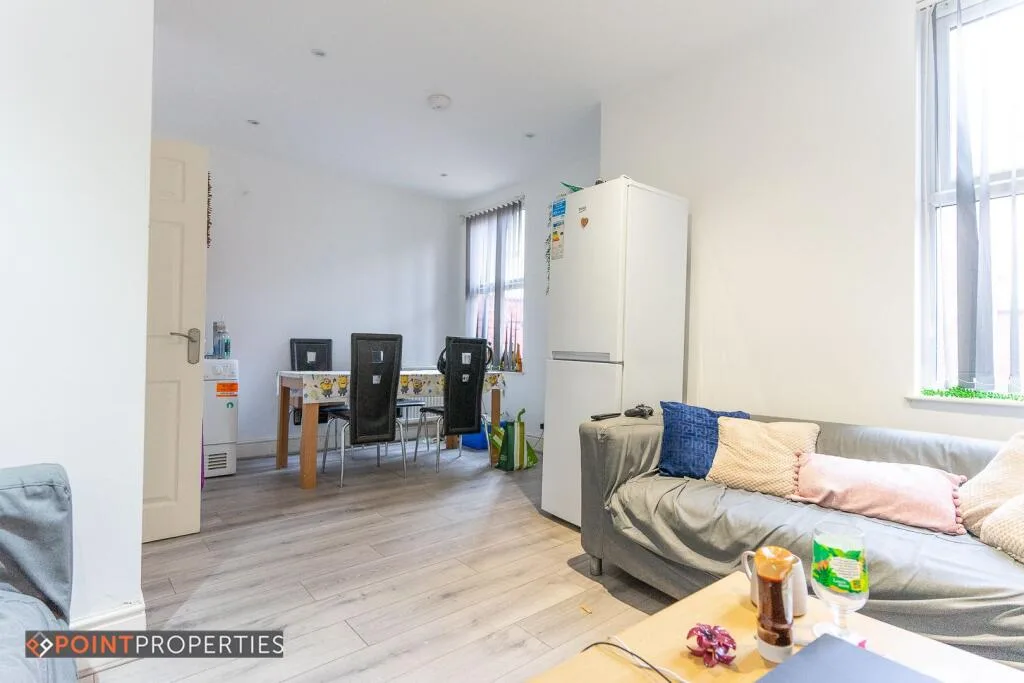4 bedroom terraced house for rent