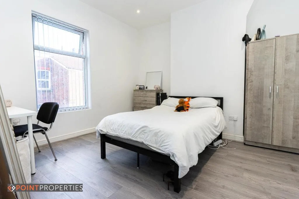 4 bedroom terraced house for rent
