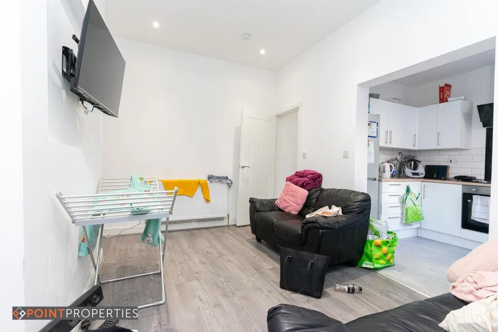 4 bedroom terraced house for rent