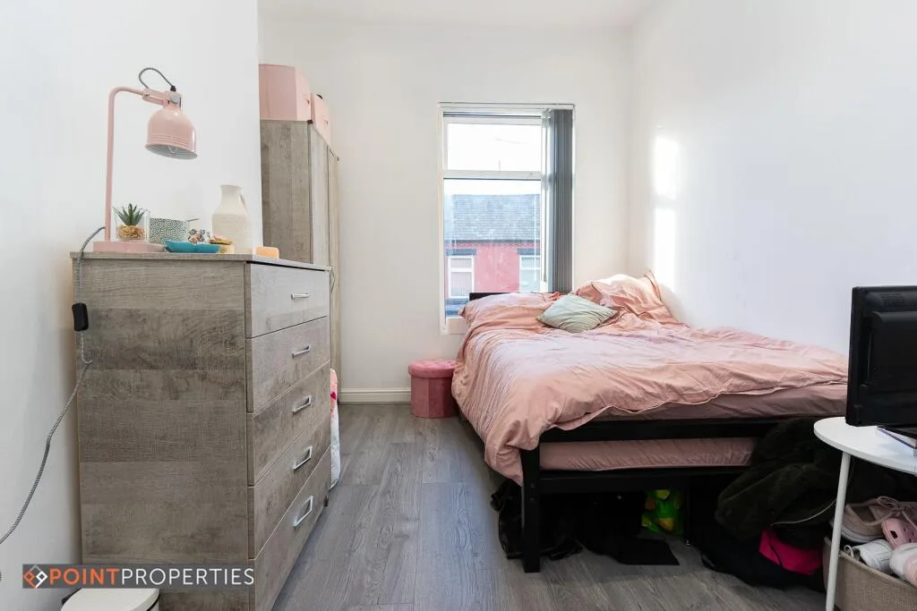 4 bedroom terraced house for rent