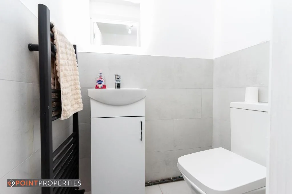 4 bedroom terraced house for rent